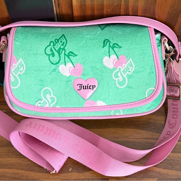 Juicy Couture Handbags - 🍒Juicy Couture Exclusive🍒 RETRO JUICY CHERRY SHOULDER BAG